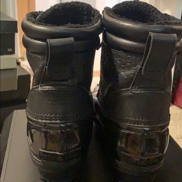 Rain boots women size 7 - Picture 3 of 5